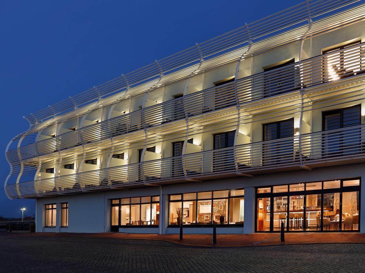 Hotel Faehrhaus Norddeich (Norden) Exterior foto